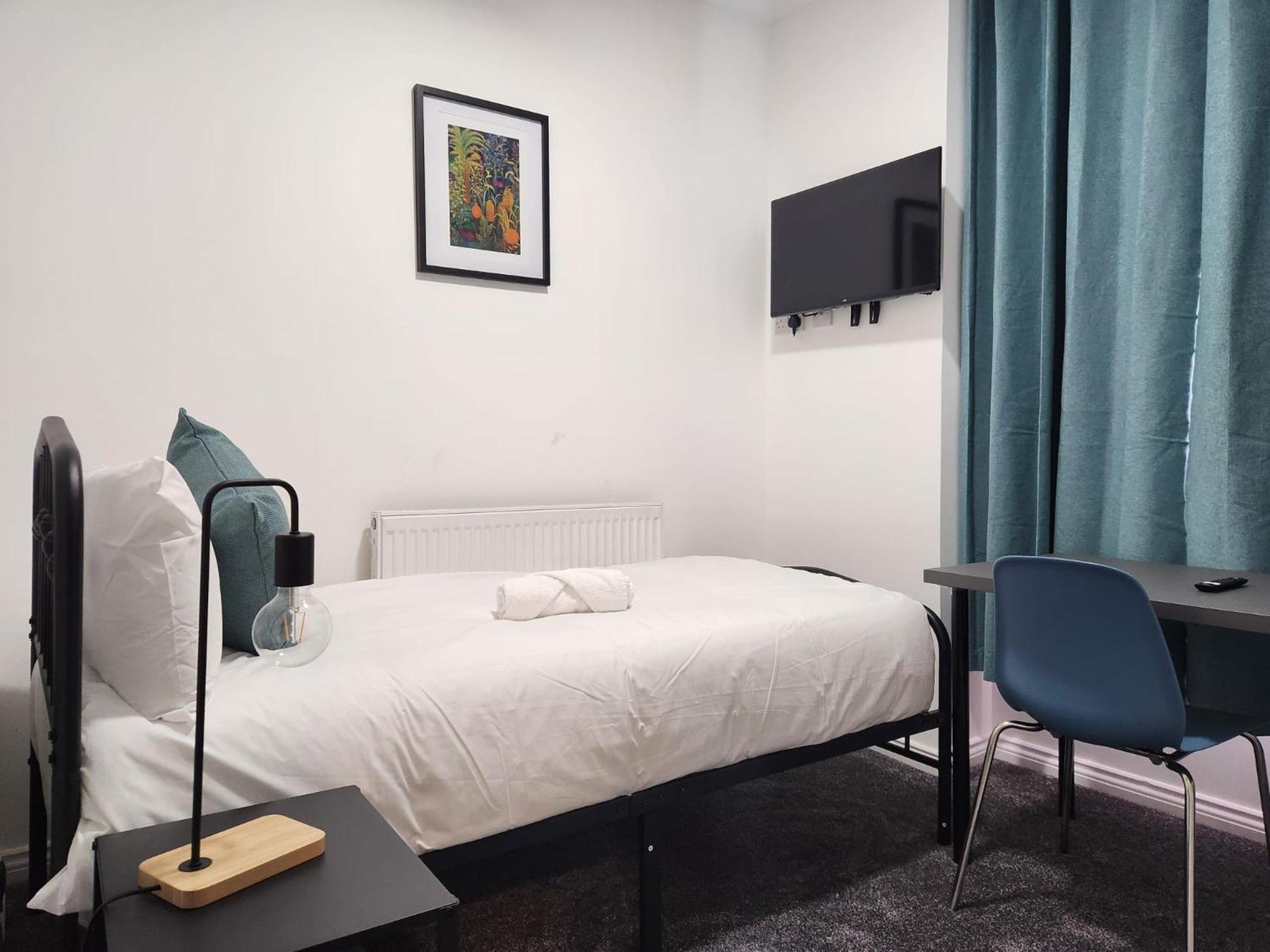 The Court House Hotel Bolton Bagian luar foto