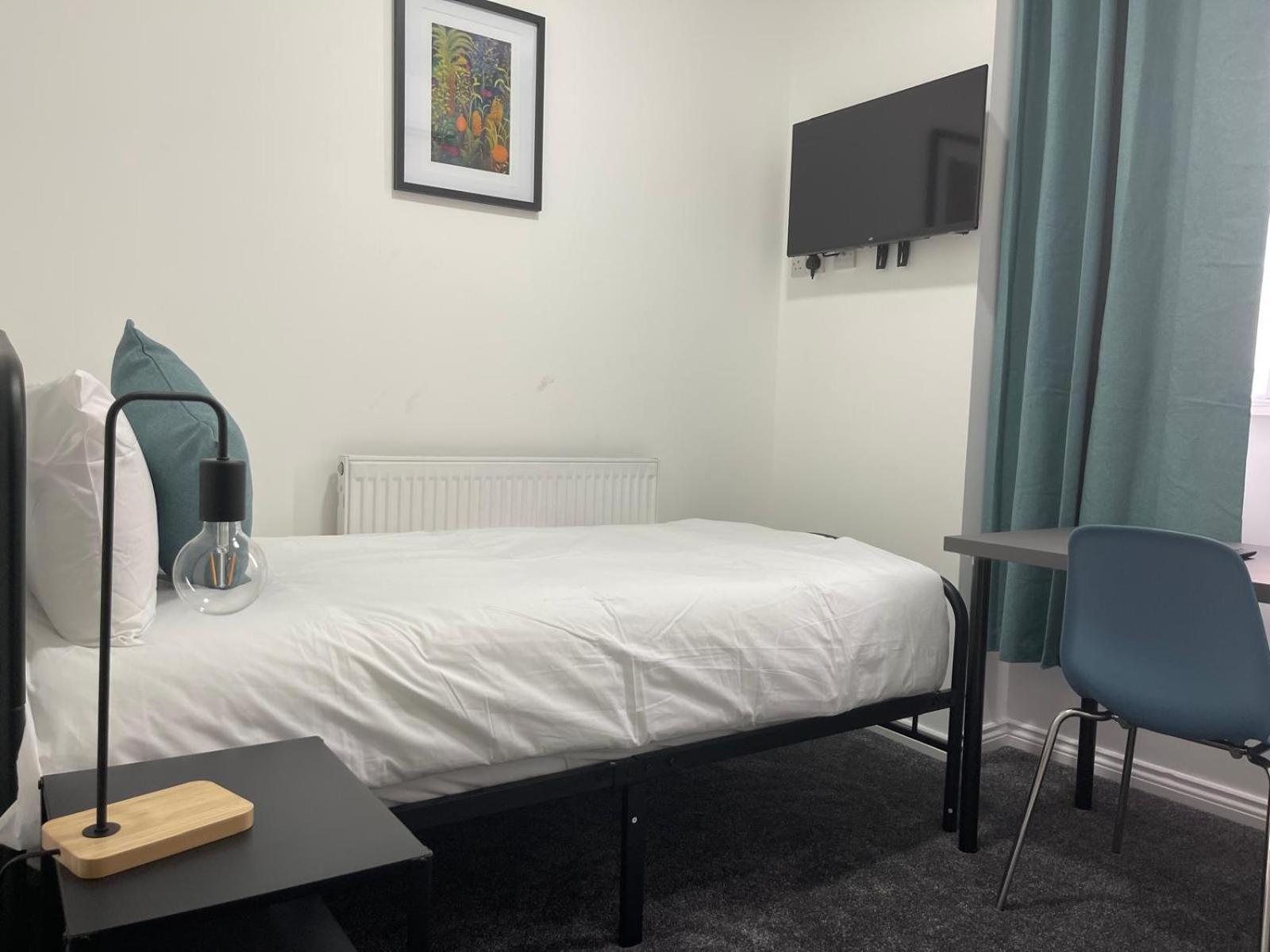 The Court House Hotel Bolton Bagian luar foto